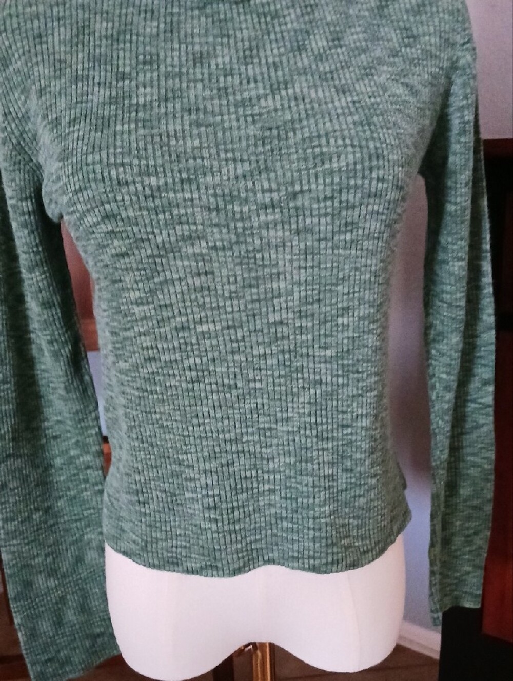 Copper Key- Green Space-dye Pattern Ribbed Turtleneck - Picture 3 of 11